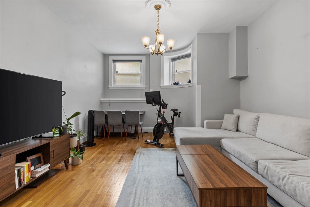 195 Saint Paul St, Brookline