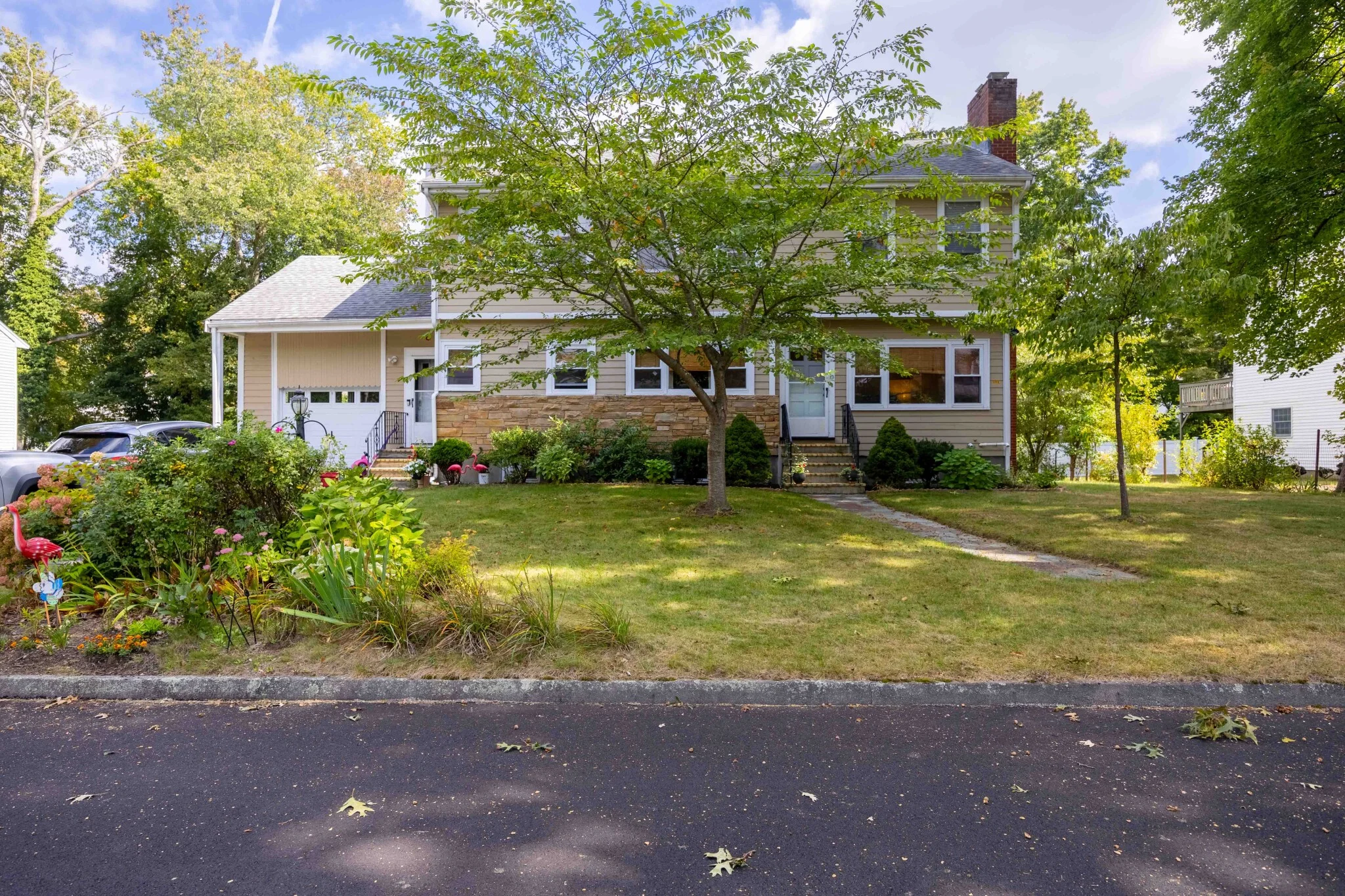 25 Harris Ave, Wellesley