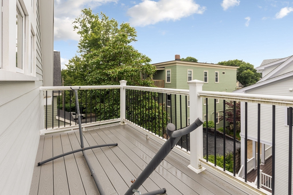 37 Claremon St, Davis Square