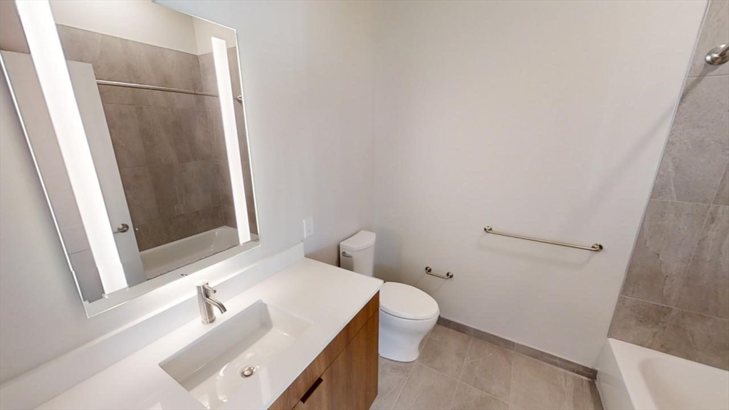 20 4th Ave, Burlington