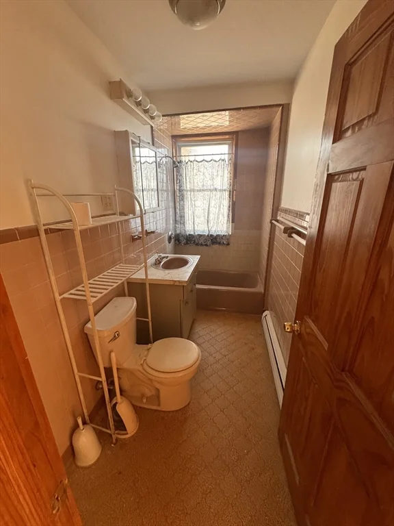 26 Rockwell Ave, Medford