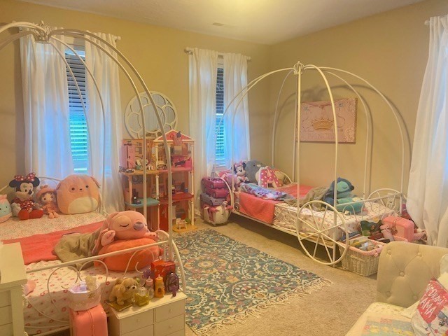 90 Cook Ln, Marlborough