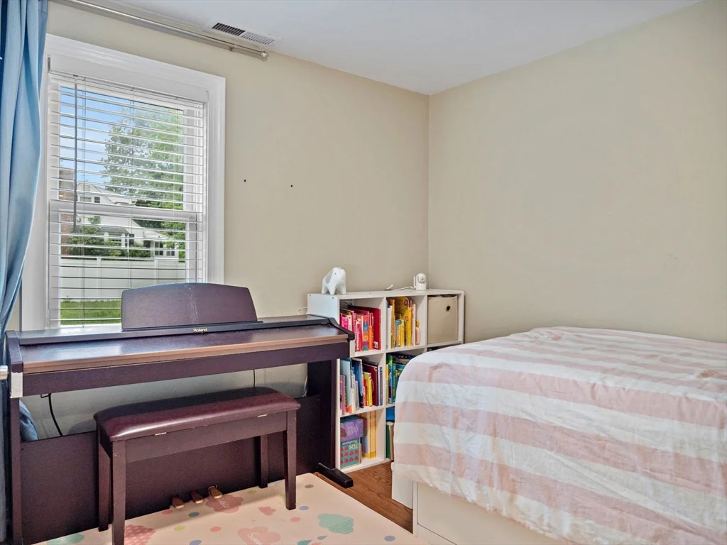 36 Brackett Rd, Ashland