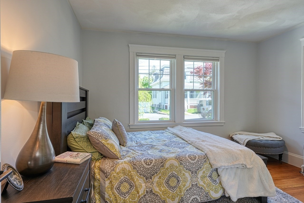 21 Fessenden Rd, Arlington