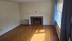 3 bed, 1 bath apartment for rent at 35 Oak Ave Unit 1, Belmont — photo 2 of 12