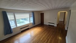 3 bed, 1 bath apartment for rent at 35 Oak Ave Unit 1, Belmont — photo 3 of 12