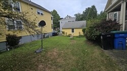 3 bed, 1 bath apartment for rent at 35 Oak Ave Unit 1, Belmont — photo 11 of 12