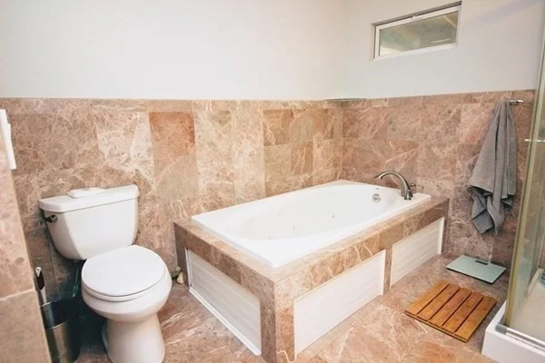 111 Lakewood St, Worcester