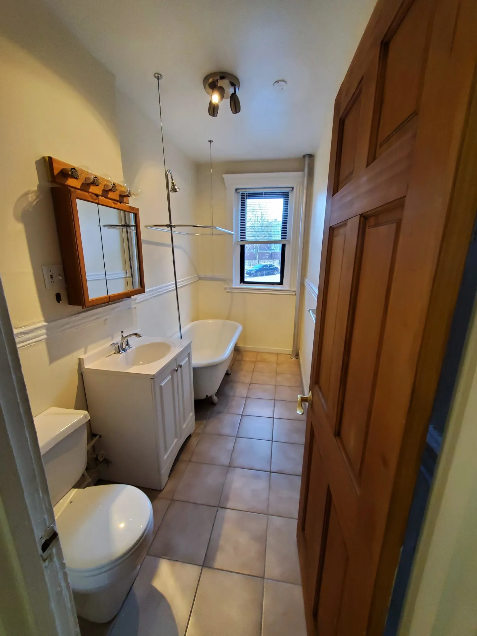 364 Riverway, Mission Hill