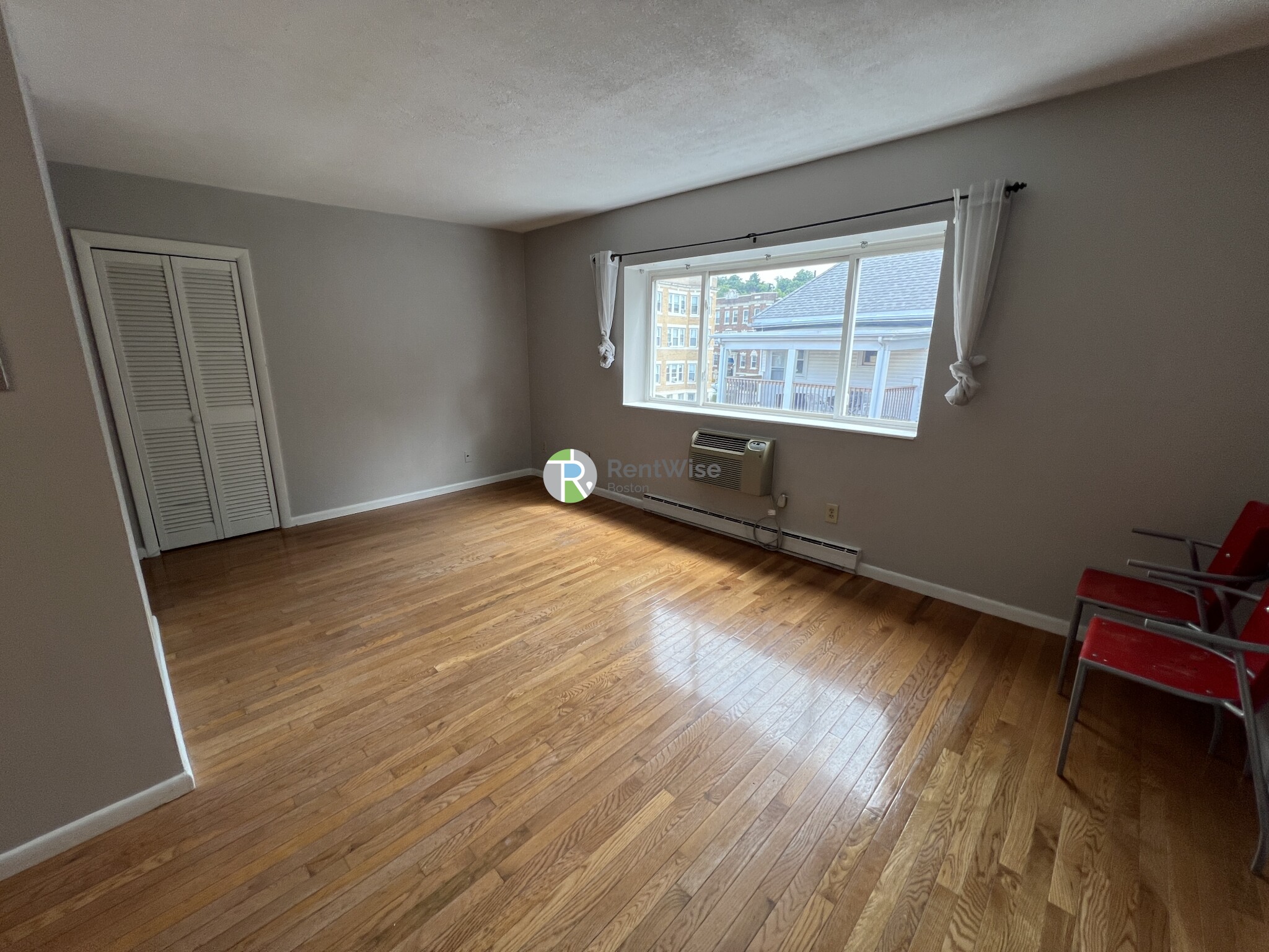 10 Scottfield Rd, Allston