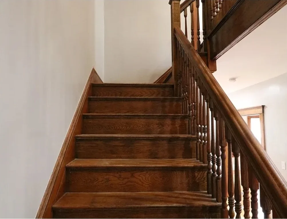 67 Tonawanda St, Dorchester