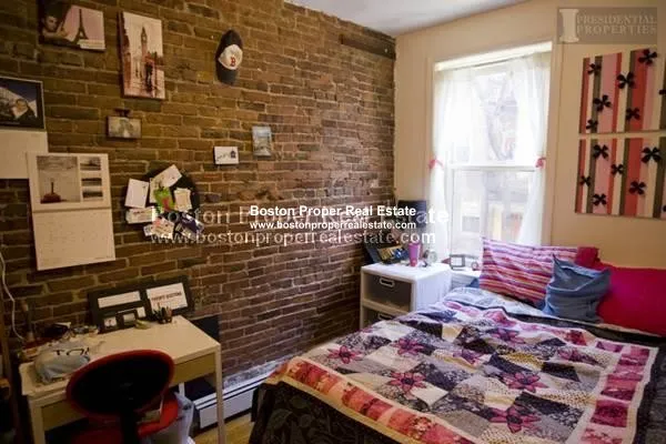 48 Garden St, Beacon Hill