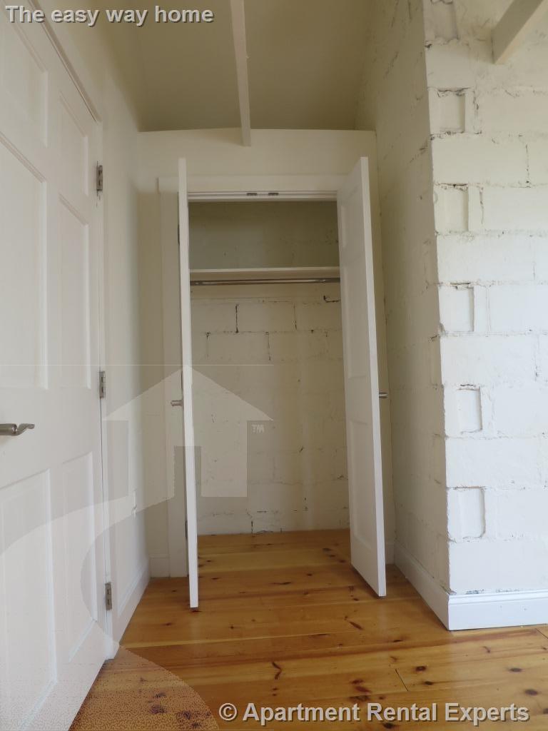 23 Lowell St, Porter Square