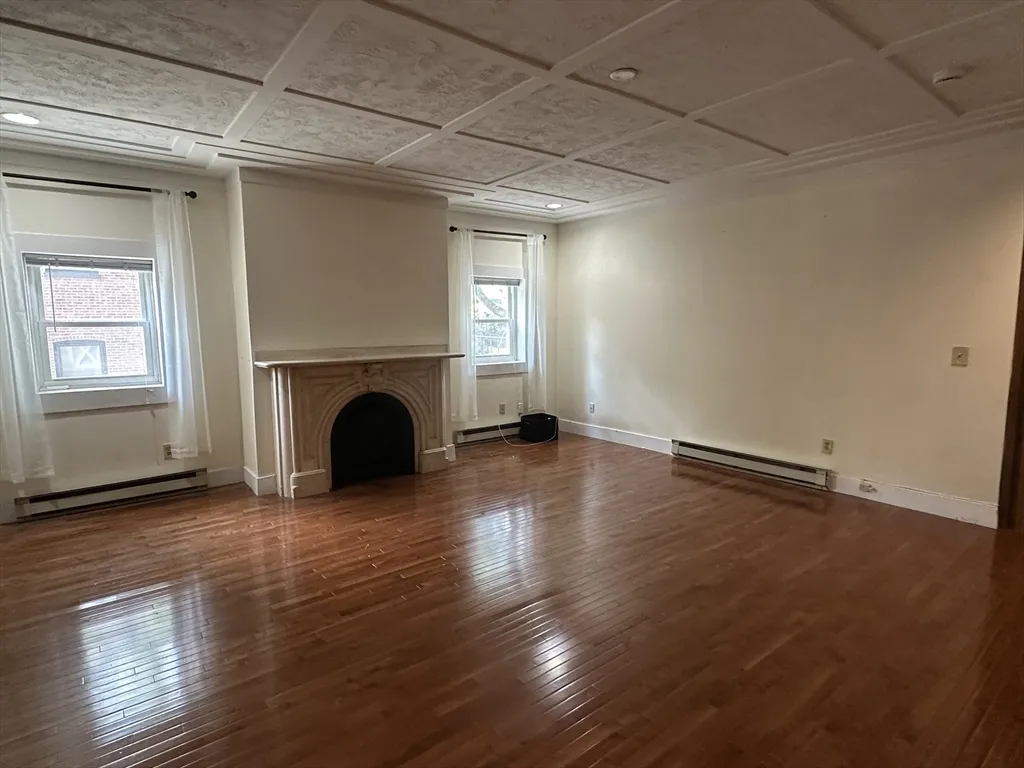 744 East 4th St, South Boston