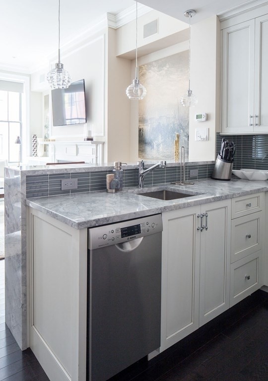 275 Marlborough St, Back Bay