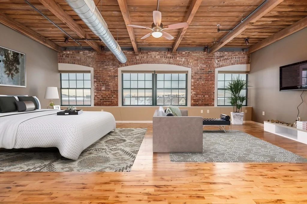 210 Broadway, Everett