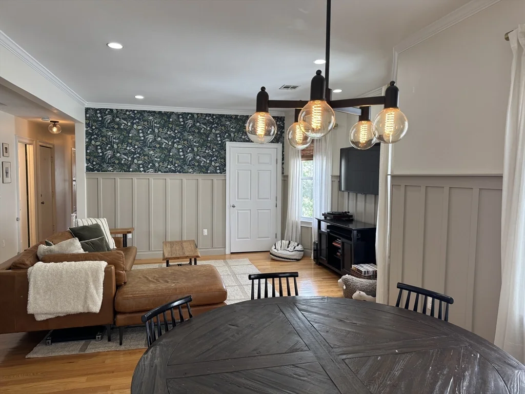 4 Maryland St, Dorchester