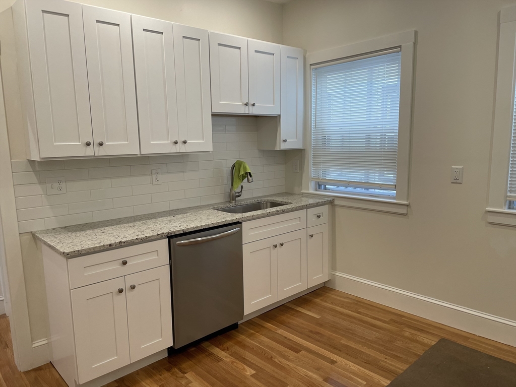 37 Brook St, Brookline Village