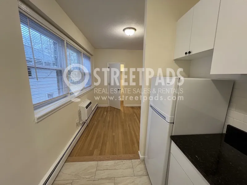 2018 Commonwealth Ave, Brighton