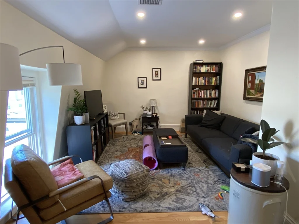 198-200 Clifton St, Malden