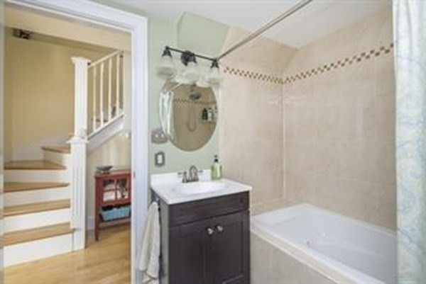 64 Gates St, South Boston