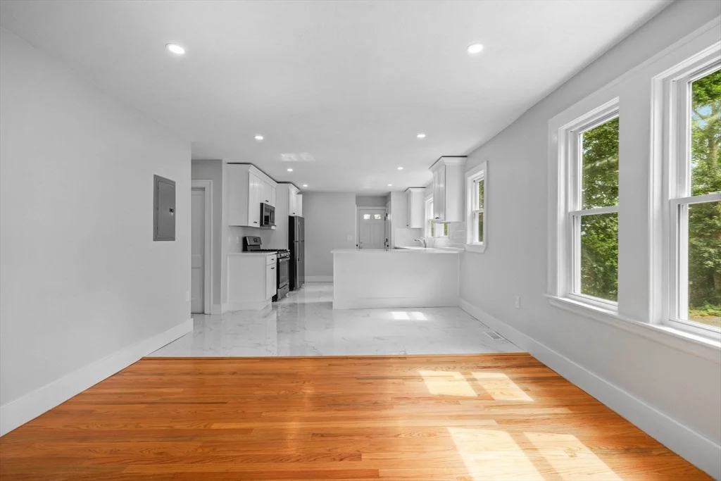 170 Calumet St, Mission Hill