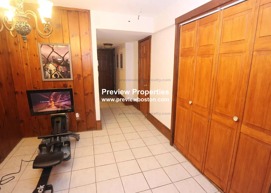 9 Braemore Rd, Brighton