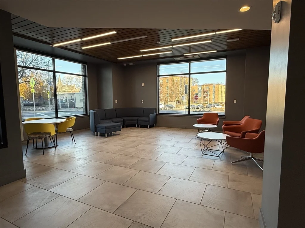 466 River St, Mattapan