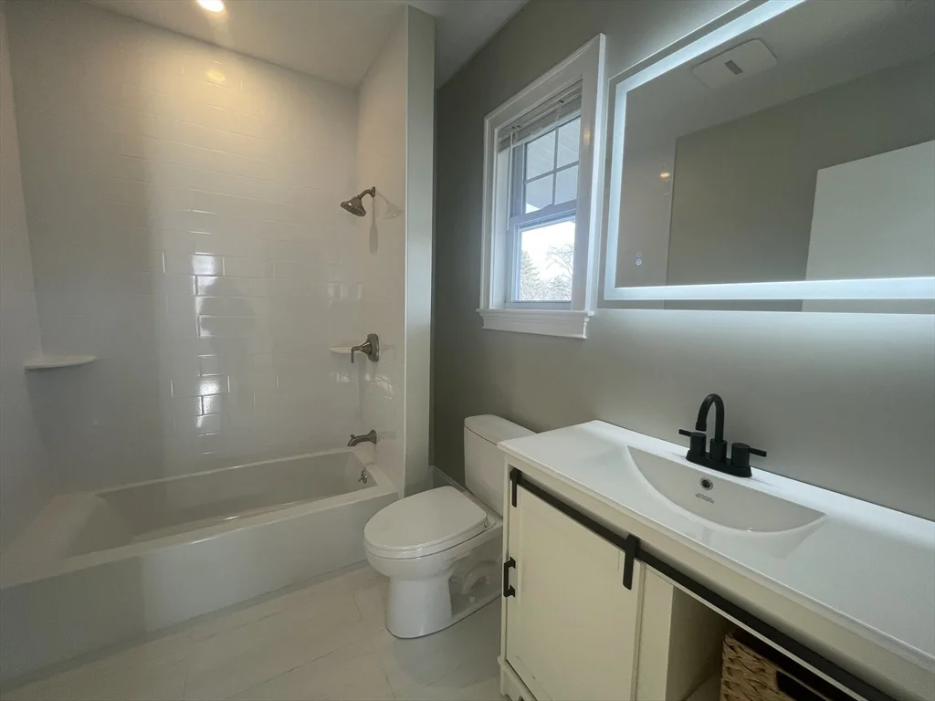 1166 Fellsway, Malden