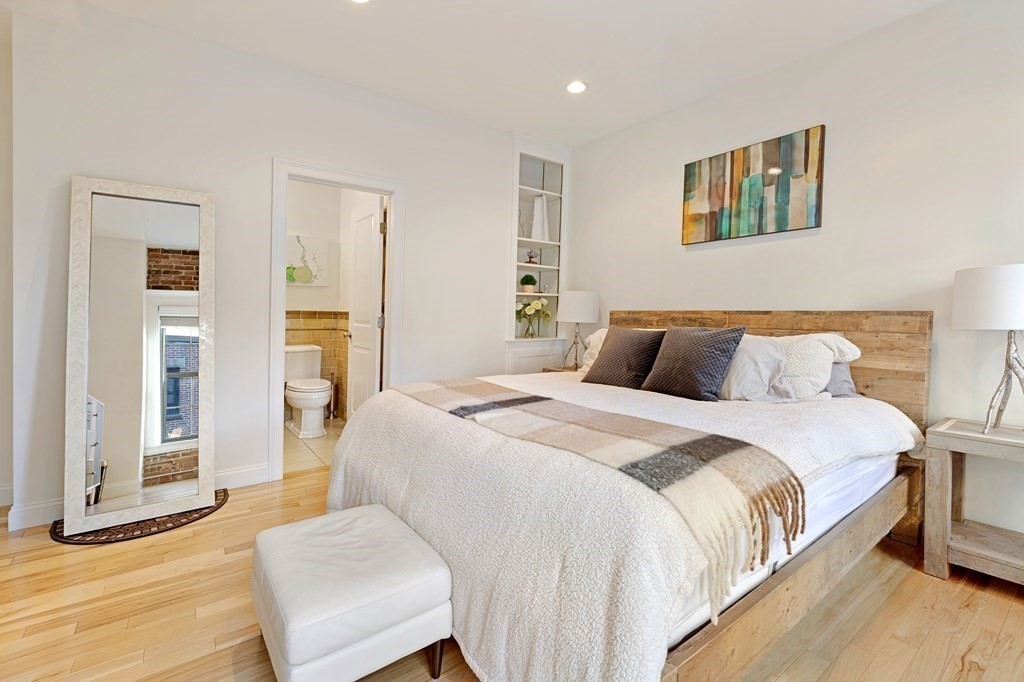 99-105 Broad St, Downtown