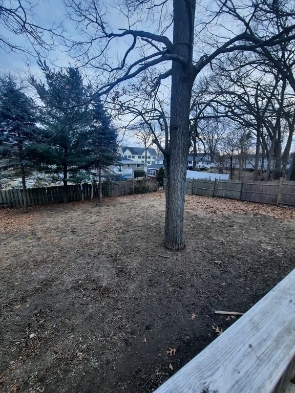 48 Fottler Rd, Hingham