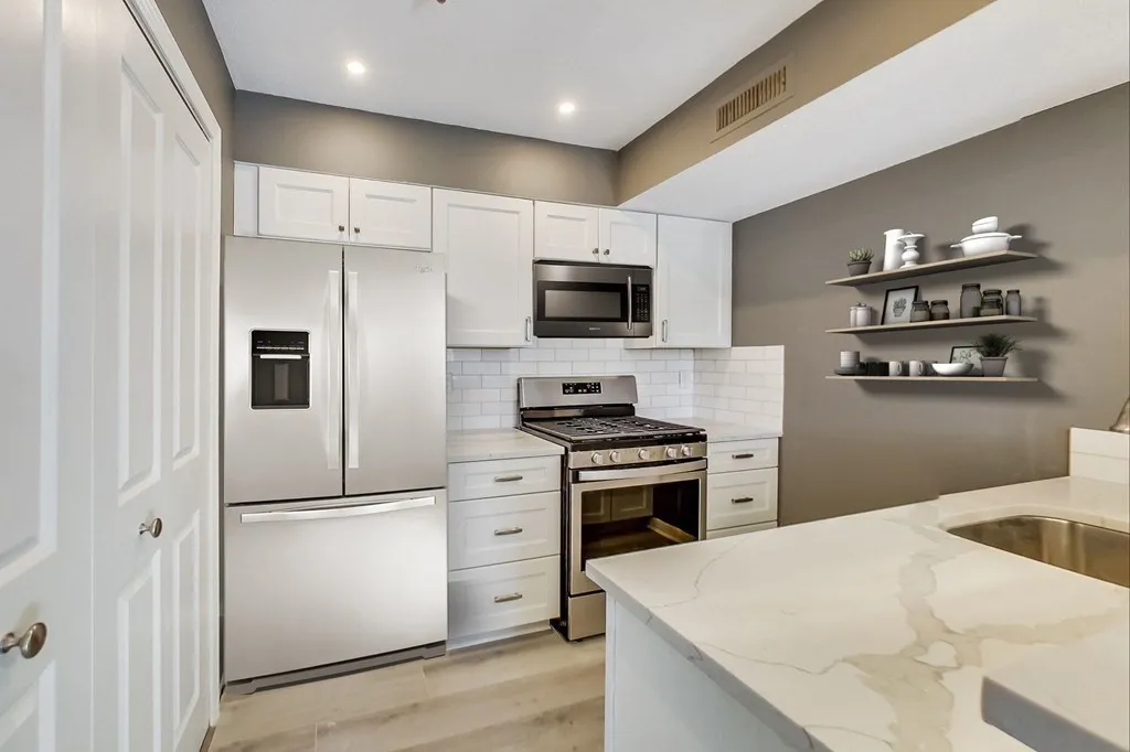 147 Kelton St, Allston