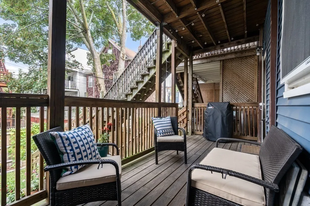 256 E St, South Boston