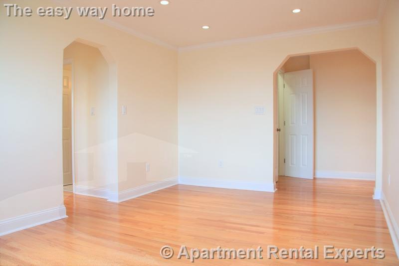 60 Brattle St, Harvard Square