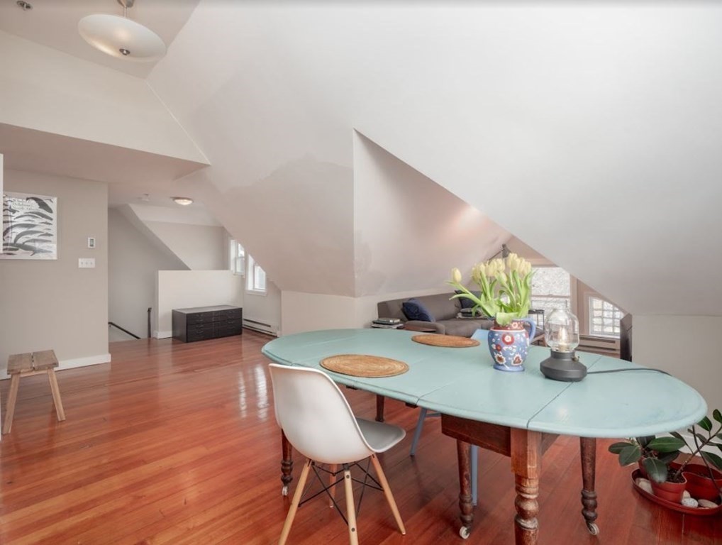 97 College Ave, Somerville