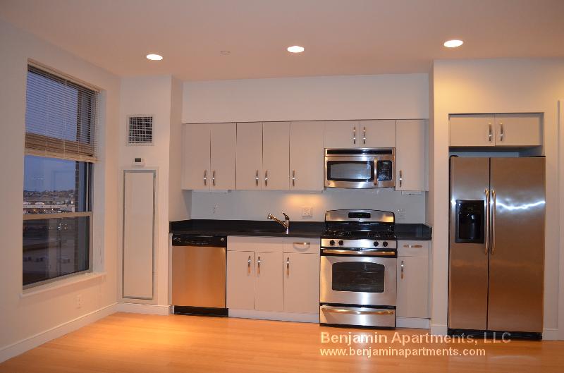 601 Albany St, South End