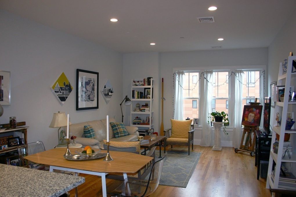 2 bed, 2 bath apartment for rent at 387 W Broadway Unit 3, South Boston — photo 6 of 11