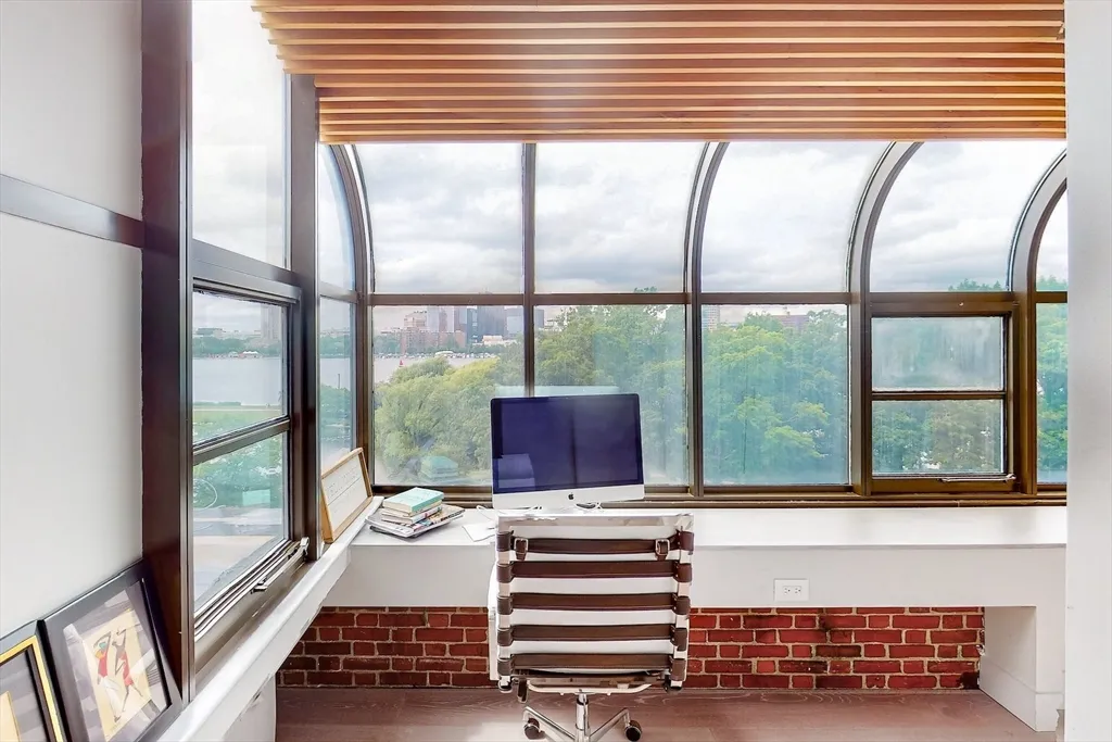 270 Beacon St, Back Bay