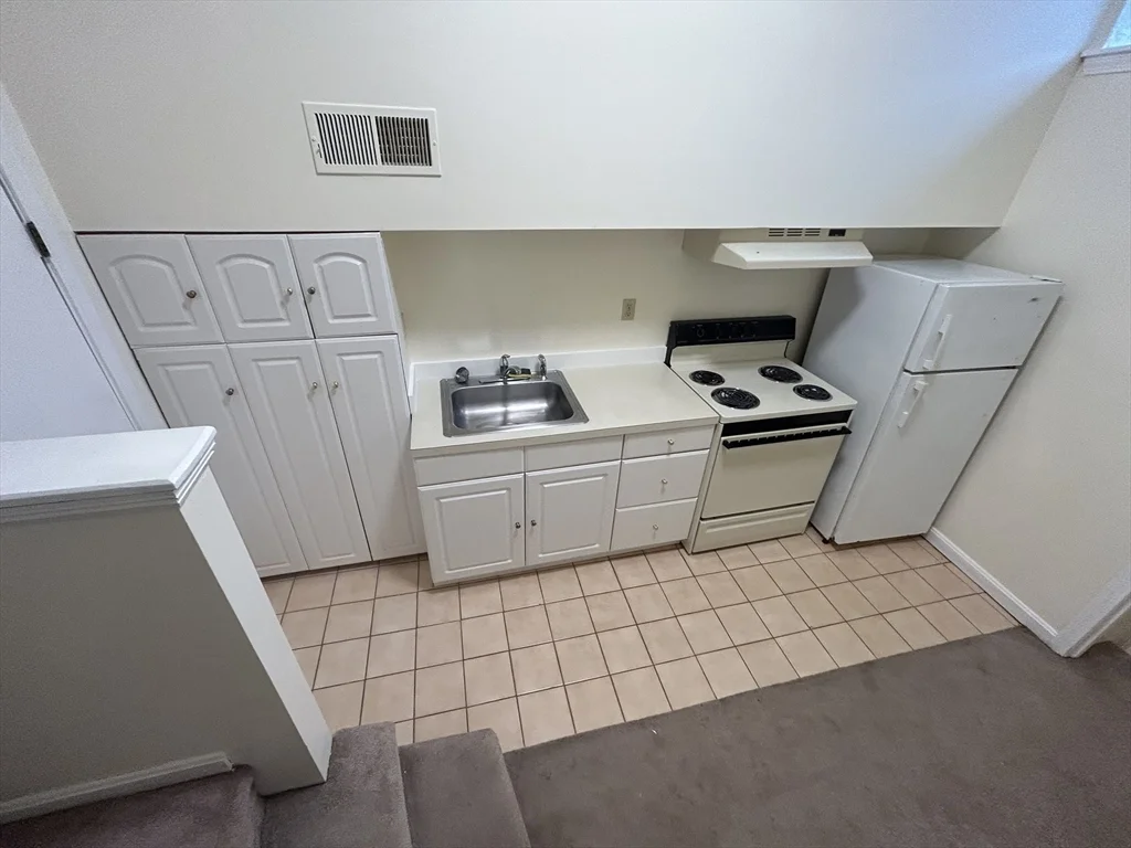 185 Main St, Marlborough