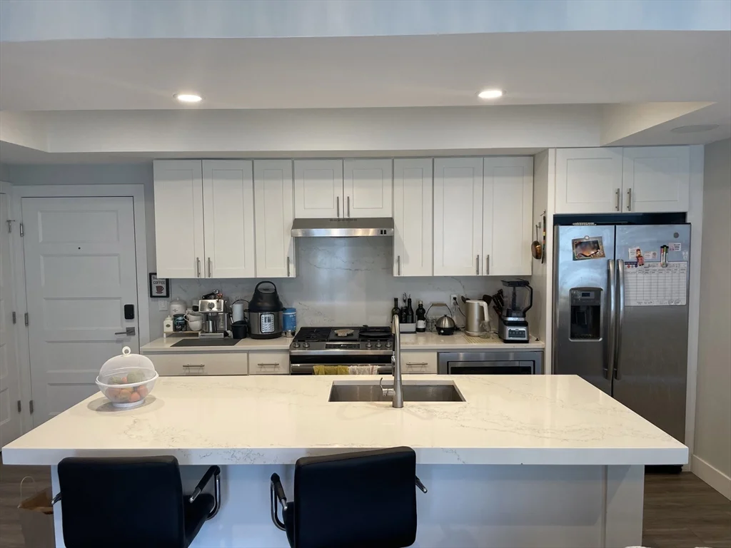 151 Hancock St, North Quincy