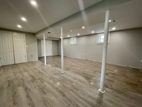 65 Shawmut St, West Quincy