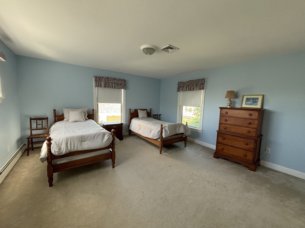 11 Waterman Ave Winter Rental, Rexhame