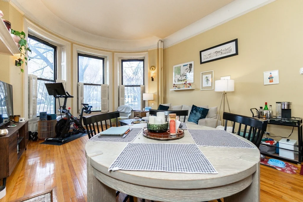 465 Commonwealth Ave, Back Bay