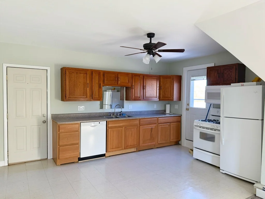 111 Division St, North Attleboro