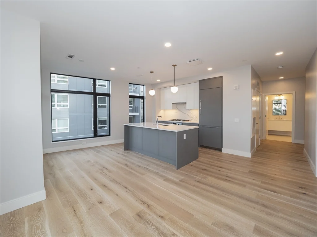 191 Washington St, Brighton