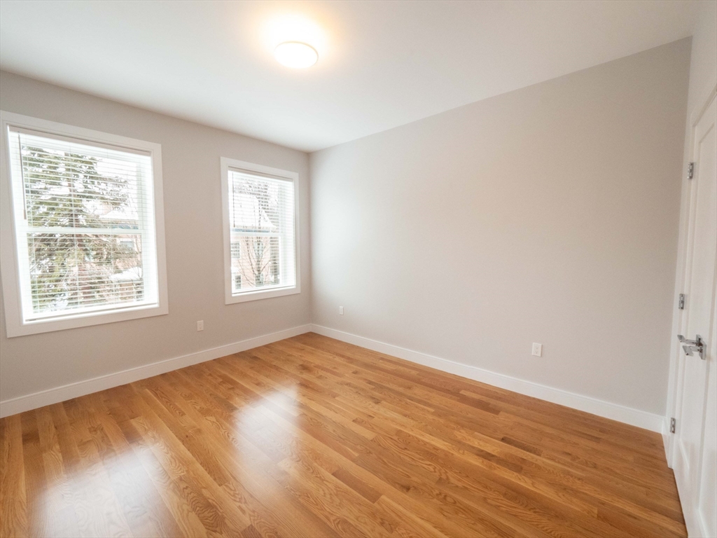 142 Coolidge St, Coolidge Corner