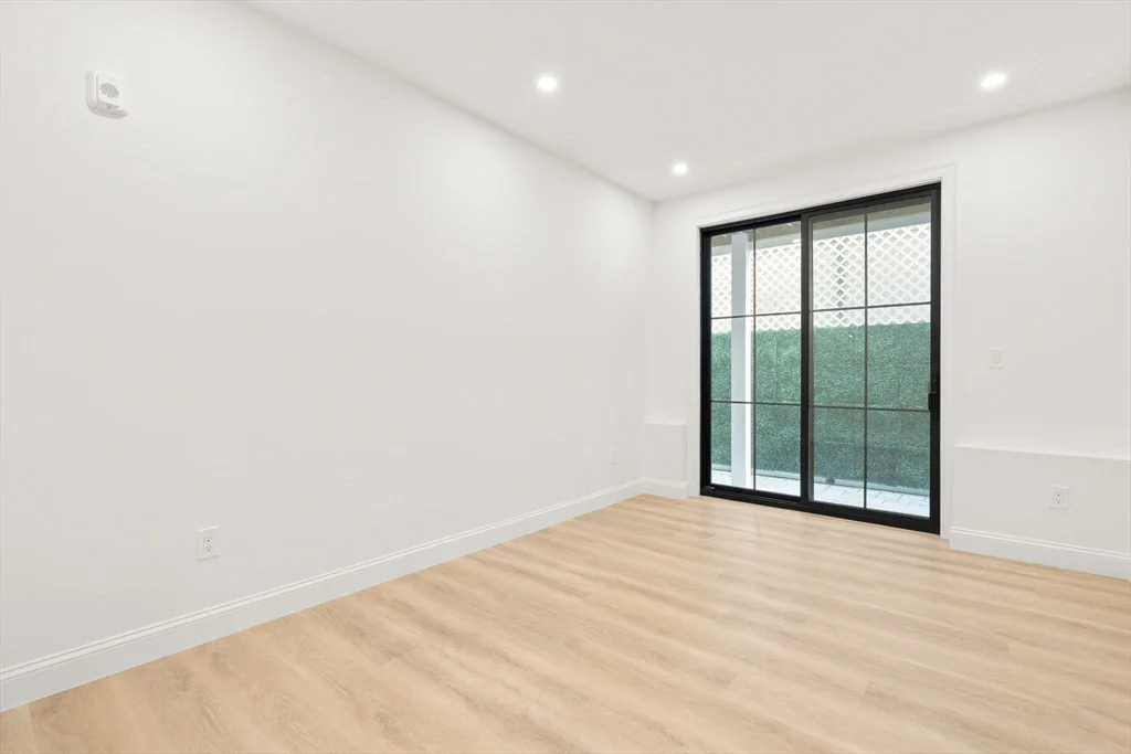 27 Shepard St, Brighton