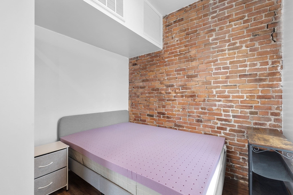 105 Broadway, Chelsea