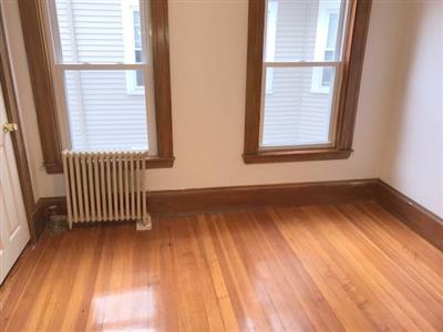 50 Simpson Ave, Tufts