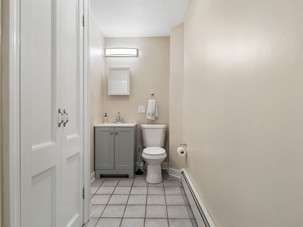 69 Putnam St, East Boston